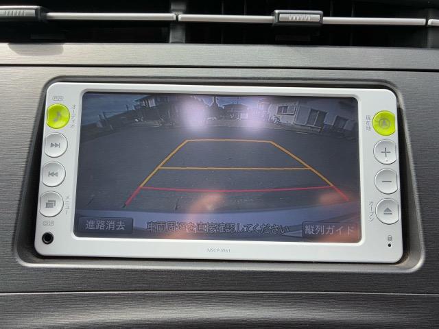 プリウス S フルセグ地デジ Bモニタ- ETC装備 アイドリングストップ搭載 格納ミラー AUTOライト AUTOエアコン サイドエアバッグ パワーステアリング パワーウィンドウ 横スベリ防止 エアB ナビTV(35枚目)