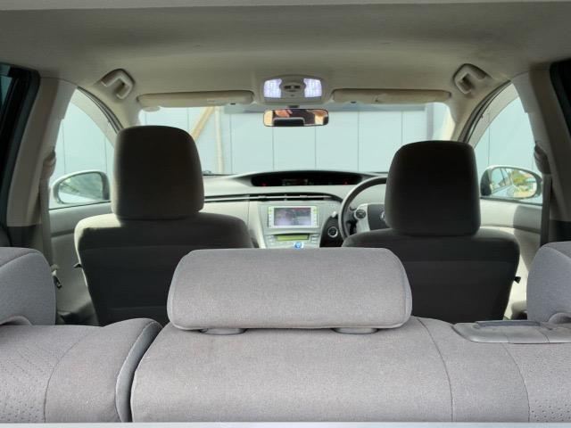 プリウス S フルセグ地デジ Bモニタ- ETC装備 アイドリングストップ搭載 格納ミラー AUTOライト AUTOエアコン サイドエアバッグ パワーステアリング パワーウィンドウ 横スベリ防止 エアB ナビTV(70枚目)