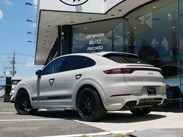 カイエンクーペ プラチナ　エディション　ティプトロニックＳ　リアセンターシー　ターボ　２２インチＡＷ　純正エアサス　ＢＯＳＥ　スポーツテールパイプ　全周囲カメラ　クレストエンボスヘッドレスト　禁煙（29枚目）