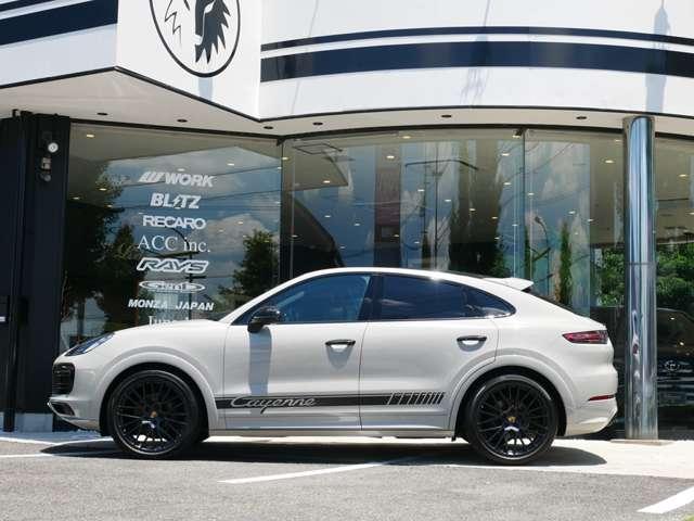 カイエンクーペ プラチナ　エディション　ティプトロニックＳ　リアセンターシー　ターボ　２２インチＡＷ　純正エアサス　ＢＯＳＥ　スポーツテールパイプ　全周囲カメラ　クレストエンボスヘッドレスト　禁煙（38枚目）