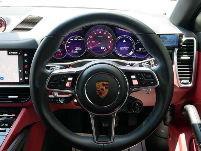 カイエンクーペ プラチナ　エディション　ティプトロニックＳ　リアセンターシー　ターボ　２２インチＡＷ　純正エアサス　ＢＯＳＥ　スポーツテールパイプ　全周囲カメラ　クレストエンボスヘッドレスト　禁煙（72枚目）