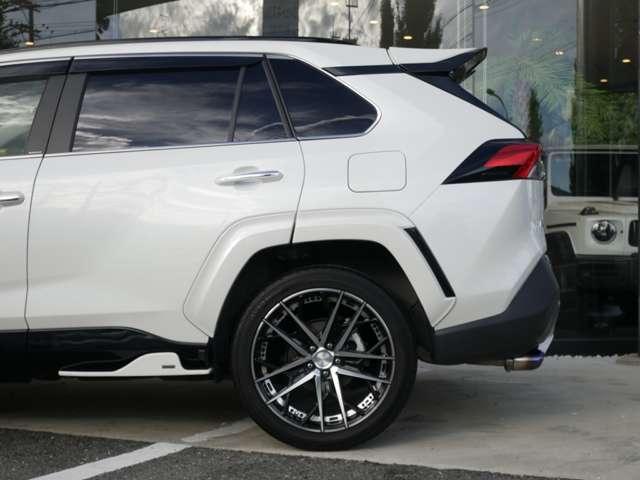 ＲＡＶ４ 　Ｒｏｗｅｎエアロ　Ｒｏｗｅｎ２０　ＡＷ　禁煙　パノラマルーフ　ＴＲＤオーバーフェンダー　社外リアウイング　寒冷地仕様　純正９型ＳＤナビ　ドラレコ　ＬＥＤルームランプ　シートヒーター追加カスタムオーダー（30枚目）