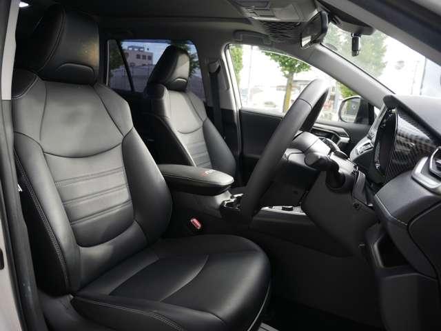 ＲＡＶ４ 　Ｒｏｗｅｎエアロ　Ｒｏｗｅｎ２０　ＡＷ　禁煙　パノラマルーフ　ＴＲＤオーバーフェンダー　社外リアウイング　寒冷地仕様　純正９型ＳＤナビ　ドラレコ　ＬＥＤルームランプ　シートヒーター追加カスタムオーダー（34枚目）