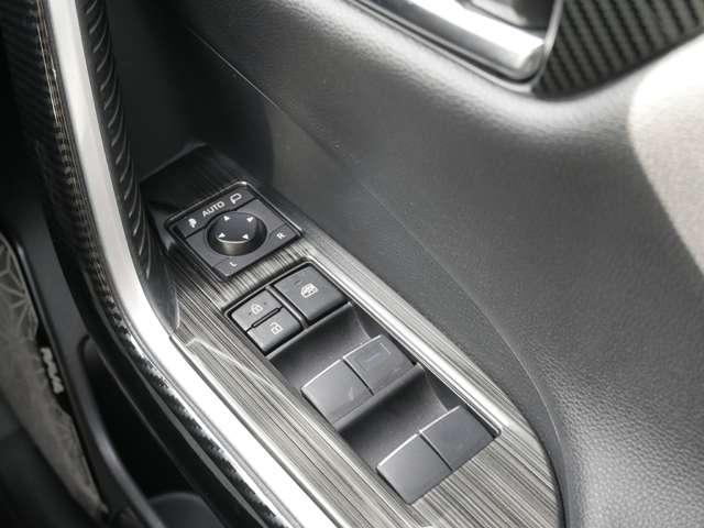 ＲＡＶ４ 　Ｒｏｗｅｎエアロ　Ｒｏｗｅｎ２０　ＡＷ　禁煙　パノラマルーフ　ＴＲＤオーバーフェンダー　社外リアウイング　寒冷地仕様　純正９型ＳＤナビ　ドラレコ　ＬＥＤルームランプ　シートヒーター追加カスタムオーダー（61枚目）