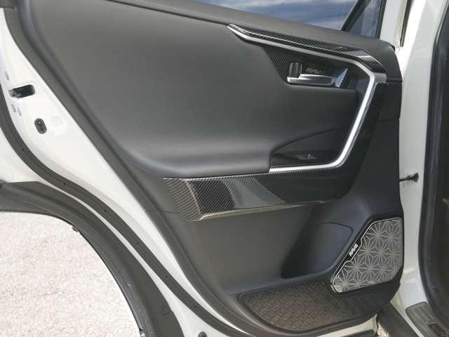 ＲＡＶ４ 　Ｒｏｗｅｎエアロ　Ｒｏｗｅｎ２０　ＡＷ　禁煙　パノラマルーフ　ＴＲＤオーバーフェンダー　社外リアウイング　寒冷地仕様　純正９型ＳＤナビ　ドラレコ　ＬＥＤルームランプ　シートヒーター追加カスタムオーダー（62枚目）