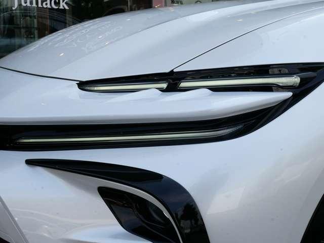 クラウンスポーツ ２．５　Ｚ　Ｅ－Ｆｏｕｒ　新品Ｒｏｗｅｎフルエアロ　新品ＷＯＲＫ　ＥＭＩＴＺ　ＳＴＲＡＨＬ２１ＡＷ　新品タイヤ　新品ＲＳＲ車高調　パノラマルーフ　本革サンドブラウン　デジタルインナーミラー　禁煙　追加カスタムオーダー可（7枚目）