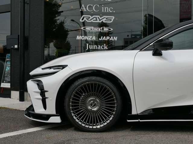 クラウンスポーツ ２．５　Ｚ　Ｅ－Ｆｏｕｒ　新品Ｒｏｗｅｎフルエアロ　新品ＷＯＲＫ　ＥＭＩＴＺ　ＳＴＲＡＨＬ２１ＡＷ　新品タイヤ　新品ＲＳＲ車高調　パノラマルーフ　本革サンドブラウン　デジタルインナーミラー　禁煙　追加カスタムオーダー可（14枚目）