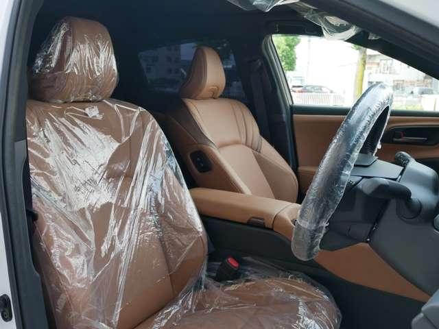 クラウンスポーツ ２．５　Ｚ　Ｅ－Ｆｏｕｒ　新品Ｒｏｗｅｎフルエアロ　新品ＷＯＲＫ　ＥＭＩＴＺ　ＳＴＲＡＨＬ２１ＡＷ　新品タイヤ　新品ＲＳＲ車高調　パノラマルーフ　本革サンドブラウン　デジタルインナーミラー　禁煙　追加カスタムオーダー可（32枚目）