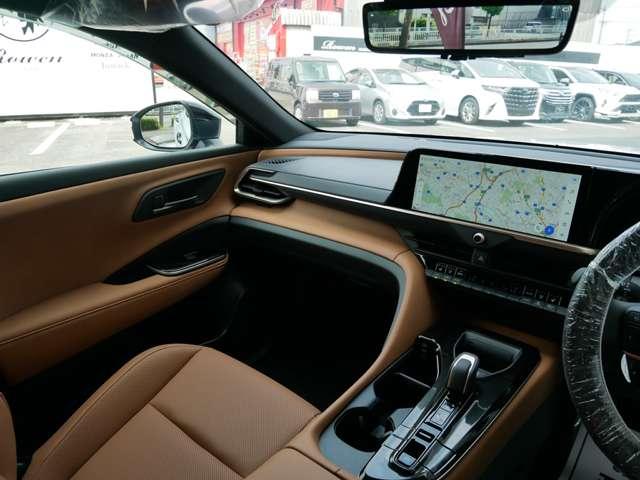 クラウンスポーツ ２．５　Ｚ　Ｅ－Ｆｏｕｒ　新品Ｒｏｗｅｎフルエアロ　新品ＷＯＲＫ　ＥＭＩＴＺ　ＳＴＲＡＨＬ２１ＡＷ　新品タイヤ　新品ＲＳＲ車高調　パノラマルーフ　本革サンドブラウン　デジタルインナーミラー　禁煙　追加カスタムオーダー可（42枚目）