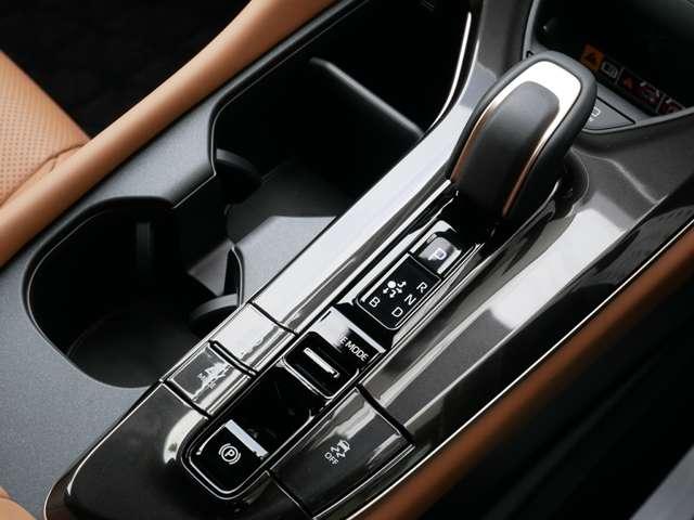 クラウンスポーツ ２．５　Ｚ　Ｅ－Ｆｏｕｒ　新品Ｒｏｗｅｎフルエアロ　新品ＷＯＲＫ　ＥＭＩＴＺ　ＳＴＲＡＨＬ２１ＡＷ　新品タイヤ　新品ＲＳＲ車高調　パノラマルーフ　本革サンドブラウン　デジタルインナーミラー　禁煙　追加カスタムオーダー可（47枚目）