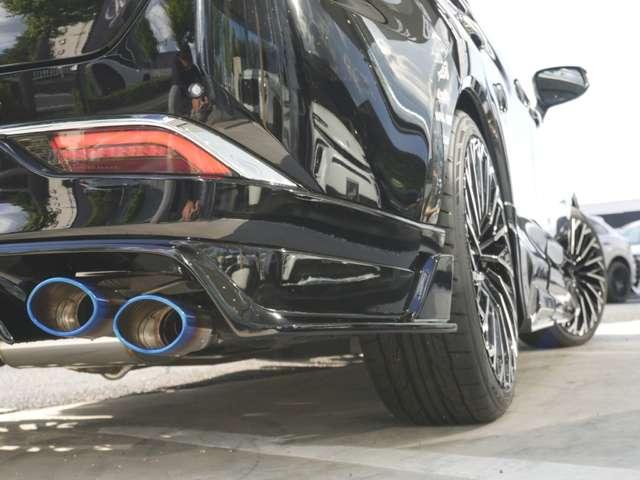 ハリアー Ｚ　ＪＢＬ　Ｐｒｅｍｉｕｍ　Ｓｏｕｎｄ　Ｄインナーミラー　新品Ｒｏｗｅｎフルエアロ　新品Ｒｏｗｅｎ新作２１ＡＷ　新品ＢＬＩＴＺ車高調　新品４本出しマフラー　新品ＰＨＥＶグリル　ＰＨＥＶリアバンパー　ヴァレ（12枚目）