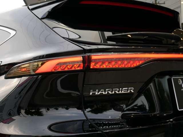 ハリアー Ｚ　ＪＢＬ　Ｐｒｅｍｉｕｍ　Ｓｏｕｎｄ　Ｄインナーミラー　新品Ｒｏｗｅｎフルエアロ　新品Ｒｏｗｅｎ新作２１ＡＷ　新品ＢＬＩＴＺ車高調　新品４本出しマフラー　新品ＰＨＥＶグリル　ＰＨＥＶリアバンパー　ヴァレ（18枚目）