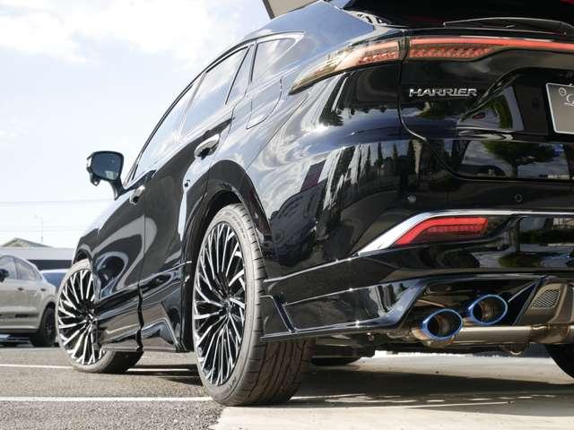 ハリアー Ｚ　ＪＢＬ　Ｐｒｅｍｉｕｍ　Ｓｏｕｎｄ　Ｄインナーミラー　新品Ｒｏｗｅｎフルエアロ　新品Ｒｏｗｅｎ新作２１ＡＷ　新品ＢＬＩＴＺ車高調　新品４本出しマフラー　新品ＰＨＥＶグリル　ＰＨＥＶリアバンパー　ヴァレ（20枚目）