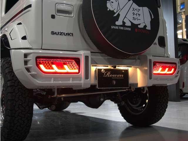 ジムニーシエラ ＪＣ　Ｒｏｗｅｎボディキット　Ｒｏｗｅｎ３本出しマフラー　１ｉｎｃｈリフトＵＰ　ＷＯＲＫ１６ｉｎＡＷ　ＡＴタイヤ　ＬＥＤテール　追加カスタムオーダー対応（9枚目）