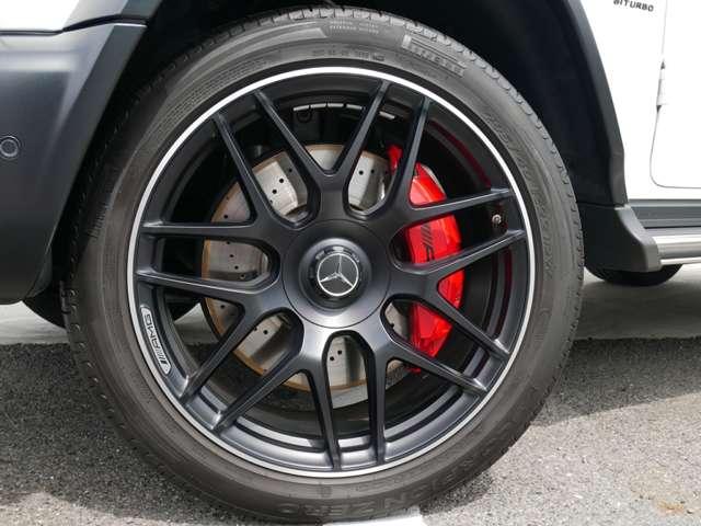 Ｇクラス Ｇ６３　マグノヒーローエディション　左Ｈ１８０台限定車　ＡＭＧナイトパッケージマグノ　ＡＭＧナイトパッケージＩＩ　ＡＭＧ２２インチＡＷ　プラチナホワイトインテリア　チェリーウッドフロア　正規ディーラー車　禁煙　純正ラゲージマット　保証書（37枚目）