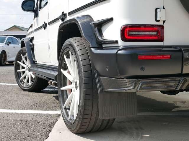 Ｇクラス Ｇ６３　マグノヒーローエディション　１８０台限定車　ＡＭＧナイトパッケージ・マグノ　ナイトパッケージＩＩ　マグノナイトブラックアクセント　カーボンファイバーインテリアトリム　パフォーマンスステアリング　内外装ドライカーボンパーツ装着　Ａ（20枚目）
