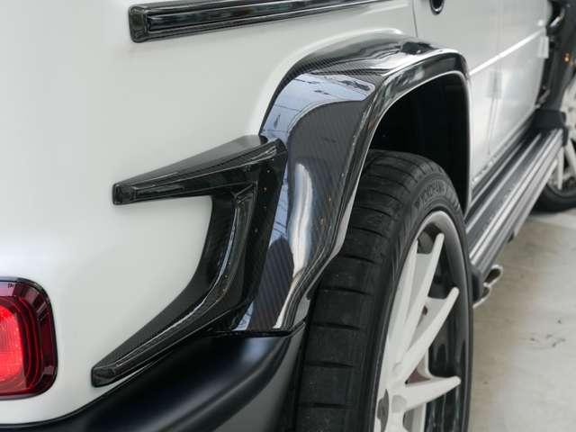 Ｇクラス Ｇ６３　マグノヒーローエディション　１８０台限定車　ＡＭＧナイトパッケージ・マグノ　ナイトパッケージＩＩ　マグノナイトブラックアクセント　カーボンファイバーインテリアトリム　パフォーマンスステアリング　内外装ドライカーボンパーツ装着　Ａ（21枚目）