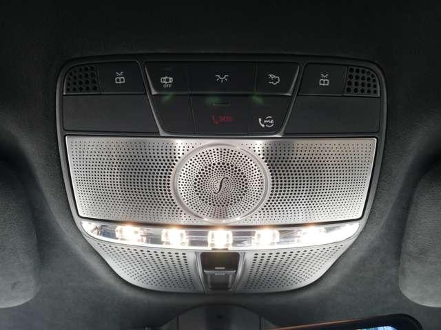 Ｇクラス Ｇ６３　マグノヒーローエディション　１８０台限定車　ＡＭＧナイトパッケージ・マグノ　ナイトパッケージＩＩ　マグノナイトブラックアクセント　カーボンファイバーインテリアトリム　パフォーマンスステアリング　内外装ドライカーボンパーツ装着　Ａ（56枚目）