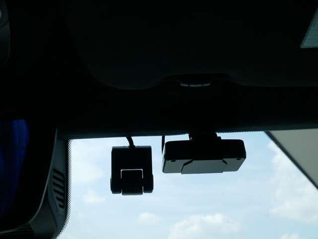 Ｇクラス Ｇ６３　マグノヒーローエディション　１８０台限定車　ＡＭＧナイトパッケージ・マグノ　ナイトパッケージＩＩ　マグノナイトブラックアクセント　カーボンファイバーインテリアトリム　パフォーマンスステアリング　内外装ドライカーボンパーツ装着　Ａ（59枚目）