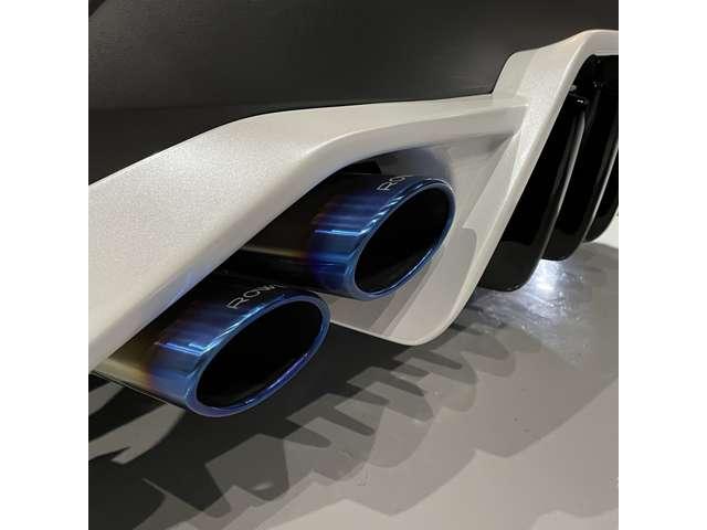 C-HR ハイブリッド 1.8 S ROWENエアロKIT BLITZ車高調 20インチAW 4本出しマフラー オリジナルフロアマット  追加カスタムオーダー可(12枚目)