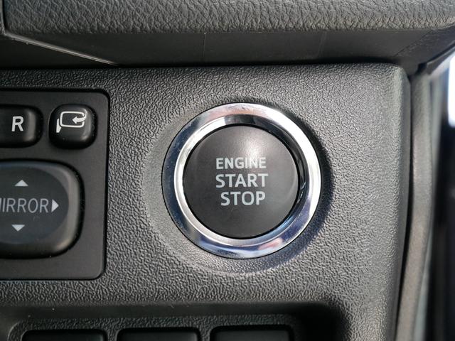 ハイエースバン スーパーＧＬ　ダークプライムＩＩ　ＦＬＥＸ　ＲｅＣｌａｓｓｉｃフェイス　ＣｌａｓｓｉｃＬＥＤテール　ベッドキット　１６インチＣｌａｓｓｉｃホイール　パノラミックビュー　純正７型ナビ　フルセグＴＶ　Ｔセーフティ　エンジンカバー　禁煙（60枚目）