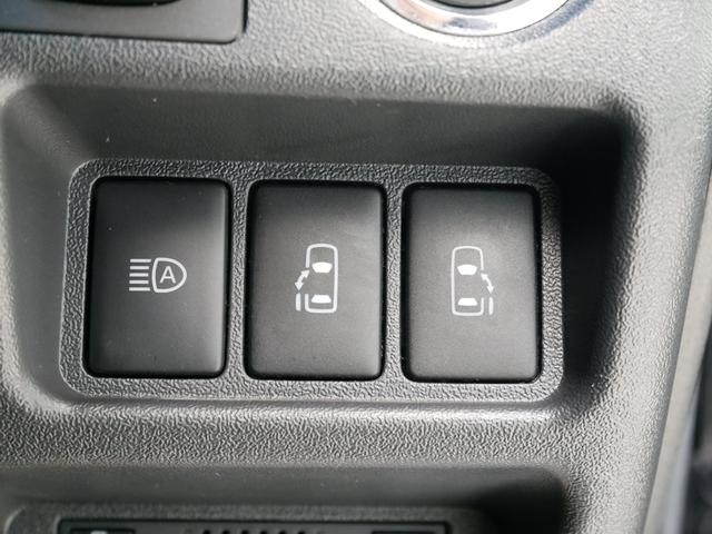 ハイエースバン スーパーＧＬ　ダークプライムＩＩ　ＦＬＥＸ　ＲｅＣｌａｓｓｉｃフェイス　ＣｌａｓｓｉｃＬＥＤテール　ベッドキット　１６インチＣｌａｓｓｉｃホイール　パノラミックビュー　純正７型ナビ　フルセグＴＶ　Ｔセーフティ　エンジンカバー　禁煙（61枚目）