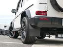 Ｇ６３　マグノヒーローエディション　左Ｈ１８０台限定車　ＡＭＧナイトパッケージマグノ　ＡＭＧナイトパッケージＩＩ　ＡＭＧ２２インチＡＷ　プラチナホワイトインテリア　チェリーウッドフロア　正規ディーラー車　禁煙　純正ラゲージマット　保証書（17枚目）