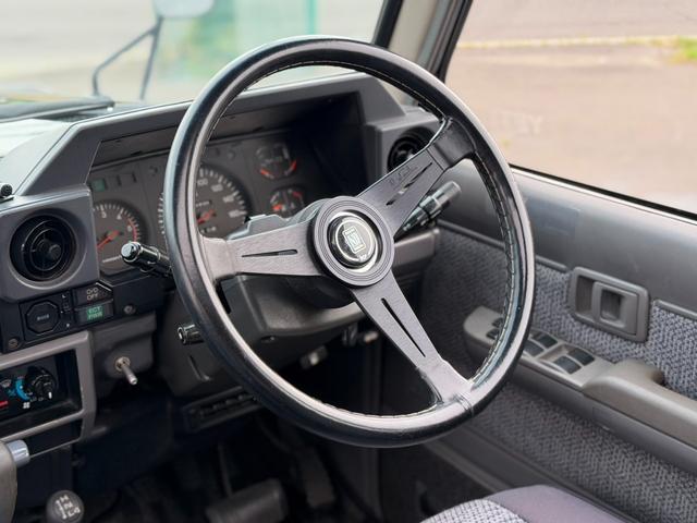 TOYOTA LAND CRUISER 70 ZX | 1992 | BLACK | 366938 km | details