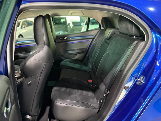 メガーヌ ＧＴ　シートヒーター・バックカメラ・禁煙・フロアマット（17枚目）