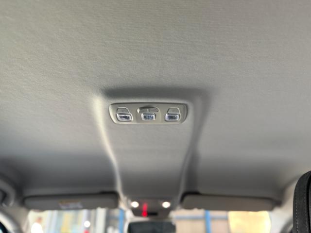 メガーヌ ＧＴ　シートヒーター・バックカメラ・禁煙・フロアマット（23枚目）