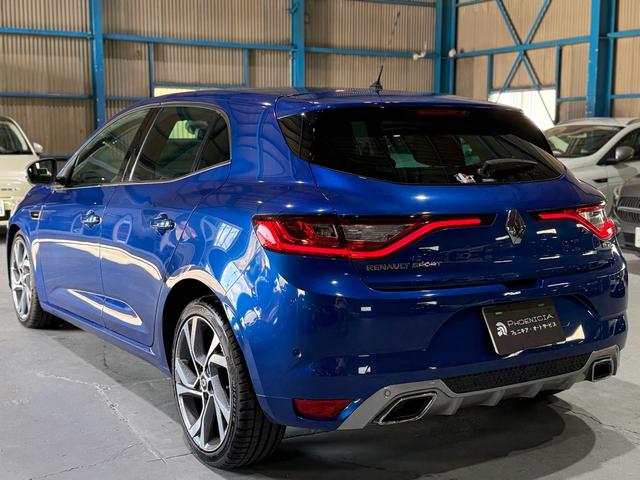 メガーヌ ＧＴ　シートヒーター・バックカメラ・禁煙・フロアマット（44枚目）