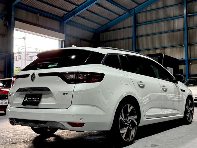 メガーヌ スポーツツアラー　ＧＴ　プッシュスタート・パドルシフト・ブラインドスポットワーニング・イージーパーキングアシスト（5枚目）