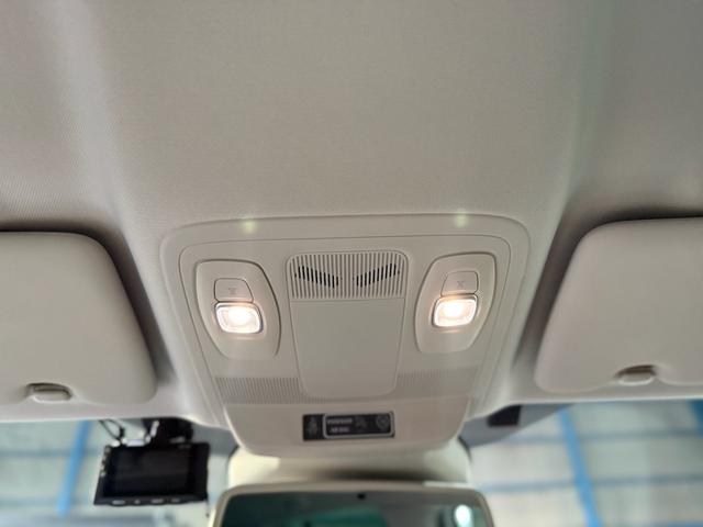 メガーヌ スポーツツアラー　ＧＴ　プッシュスタート・パドルシフト・ブラインドスポットワーニング・イージーパーキングアシスト（26枚目）