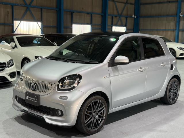 スマートフォーフォー ＢＲＡＢＵＳ　スポーツ　バックカメラ・禁煙・ドラレコ・ＴＶ・Ｂｌｕｅｔｏｏｔｈ・シートヒーター（2枚目）