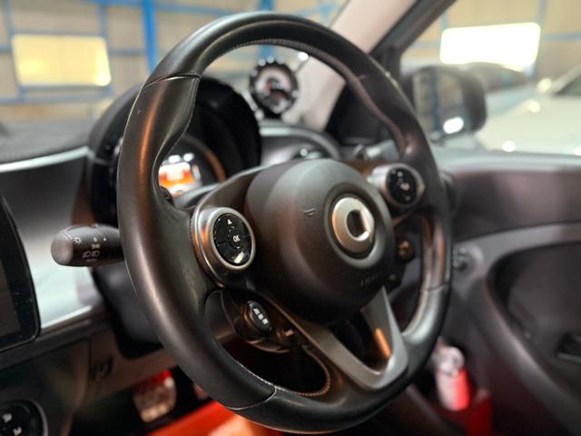 スマートフォーフォー ＢＲＡＢＵＳ　スポーツ　バックカメラ・禁煙・ドラレコ・ＴＶ・Ｂｌｕｅｔｏｏｔｈ・シートヒーター（15枚目）