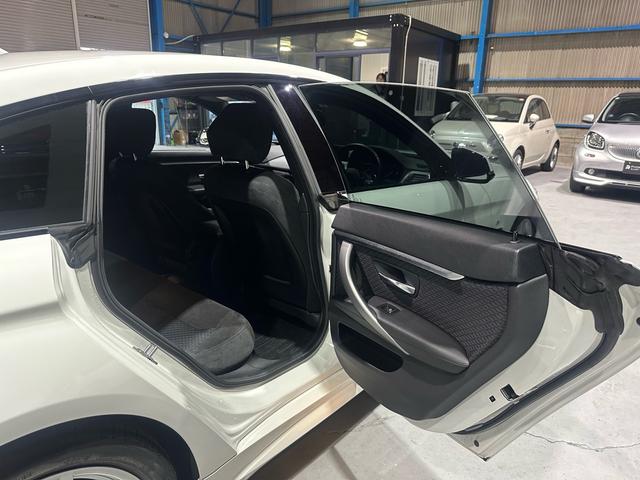 4シリーズ 420iグランクーペ Mスポーツ(13枚目)