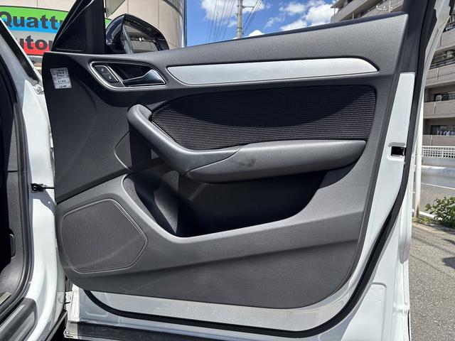 Ｑ３ Ｓラインコンペティション　限定車コンペティション・社外１９インチＡＷ・純正ＭＭＩナビ・テレビ・バックカメラ・ＥＴＣ・ハーフレザーシート・車両取説・メンテナンスノート・スペアキー・ブラックスタイリング（33枚目）