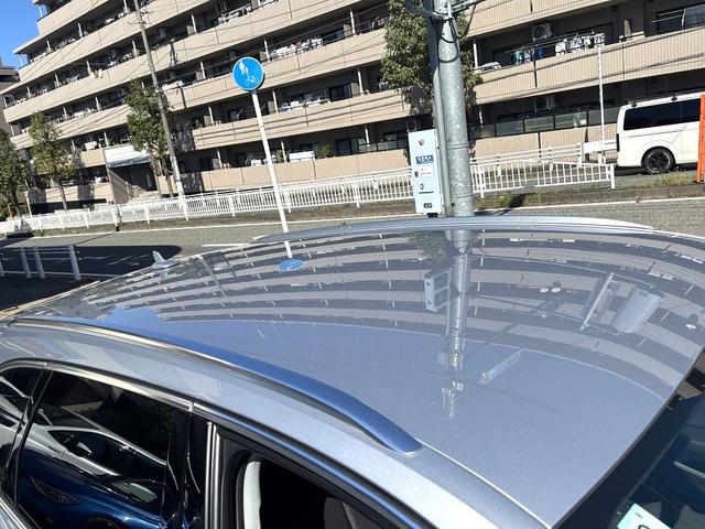 Ａ４アバント ２．０ＴＦＳＩ　アシスタンスｐｋｇ・マトリクスＬＥＤ・バーチャルコックピット・Ａｕｄｉプレセンス・サイドアシスト・アクティブレーンアシスト・アダプティブクルーズコントロール・パワーバックドア・車両取説・スペアキー（22枚目）