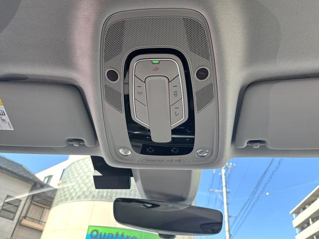 Ａ４アバント ２．０ＴＦＳＩ　アシスタンスｐｋｇ・マトリクスＬＥＤ・バーチャルコックピット・Ａｕｄｉプレセンス・サイドアシスト・アクティブレーンアシスト・アダプティブクルーズコントロール・パワーバックドア・車両取説・スペアキー（37枚目）