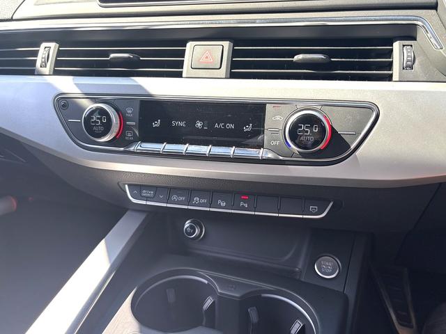 Ａ４アバント ２．０ＴＦＳＩ　アシスタンスｐｋｇ・マトリクスＬＥＤ・バーチャルコックピット・Ａｕｄｉプレセンス・サイドアシスト・アクティブレーンアシスト・アダプティブクルーズコントロール・パワーバックドア・車両取説・スペアキー（62枚目）