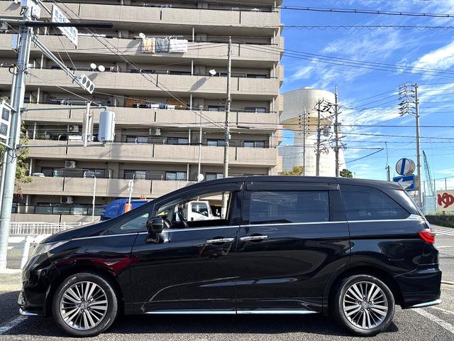 オデッセイ アブソルート・ＥＸホンダセンシング　４ＷＤ・両側電動ドア・純正ナビ・後席モニター・全周囲カメラ・バックカメラ・スマートパーキングアシスト・ブラインドスポット・クルーズコントロール・ヒーター付パワーシート・３ゾーンエアコン・ＥＴＣ（12枚目）