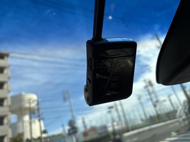 オデッセイ アブソルート・ＥＸホンダセンシング　４ＷＤ・両側電動ドア・純正ナビ・後席モニター・全周囲カメラ・バックカメラ・スマートパーキングアシスト・ブラインドスポット・クルーズコントロール・ヒーター付パワーシート・３ゾーンエアコン・ＥＴＣ（39枚目）