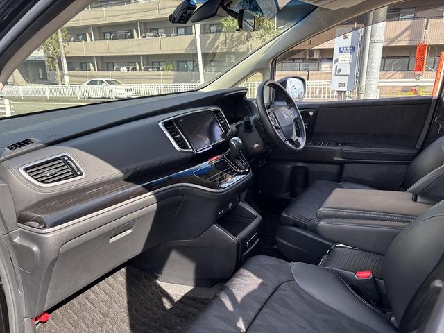 オデッセイ アブソルート・ＥＸホンダセンシング　４ＷＤ・両側電動ドア・純正ナビ・後席モニター・全周囲カメラ・バックカメラ・スマートパーキングアシスト・ブラインドスポット・クルーズコントロール・ヒーター付パワーシート・３ゾーンエアコン・ＥＴＣ（68枚目）