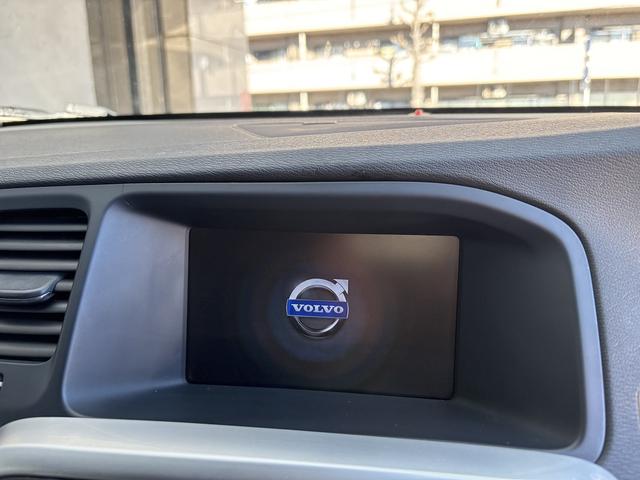 Ｖ６０ Ｔ６　ＡＷＤ　Ｒデザイン　ポールスターパフォーマンスソフト・ポールスター２０インチＡＷ・スカッフプレート・トランクスポイラー・純正１９インチＡＷタイヤ付・ハーマンカードン・リヤモニター・ナビ・テレビ・バックカメラ・ＥＴＣ（46枚目）