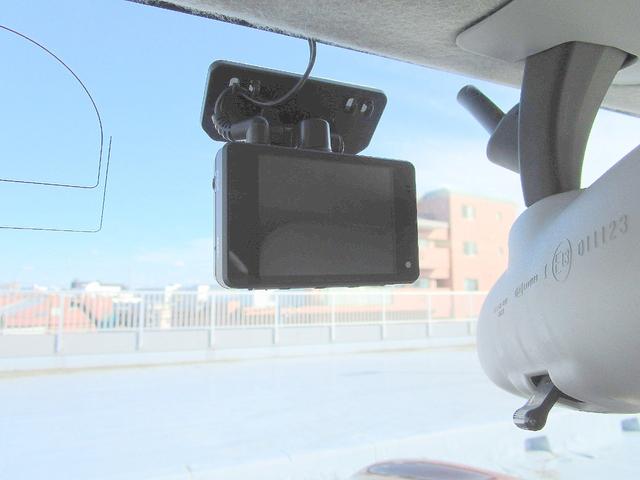 ミラジーノ プレミアムＸ　ナビ　ハーフレザ－シ－ト　キ－レス　ドライブレコーダーアルミ　ウッドハンドル　ＥＴＣ　内外装綺・麗　電動格納ミラー　ウィンカーミラー　タイミングベルト交換済み（5枚目）
