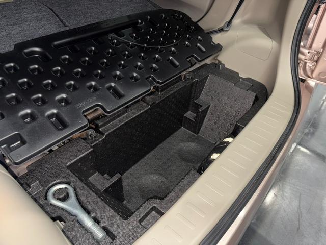 ムーヴ Ｘ　整備済み　タイヤ４本新品交換済み　ファンベルト　エアコンベルト新品交換済み　ナビ　地デジ　Ｂｌｕｅｔｏｏｔｈオーディオ　ＥＴＣ　スマートキー　アイドリングストップ　電動格納ミラー　保証付き（41枚目）