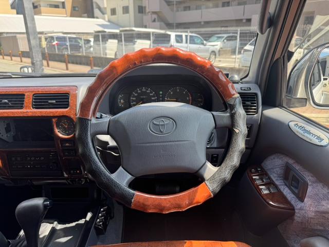 ランドクルーザープラド ＴＸ　ＮＯＸ－ＰＭ適合／丸目変換／ターボタイマー／ＥＴＣ／茶シートカバー／ディーゼル適合車／証明書付／Ｔベルト交換履歴有（4枚目）