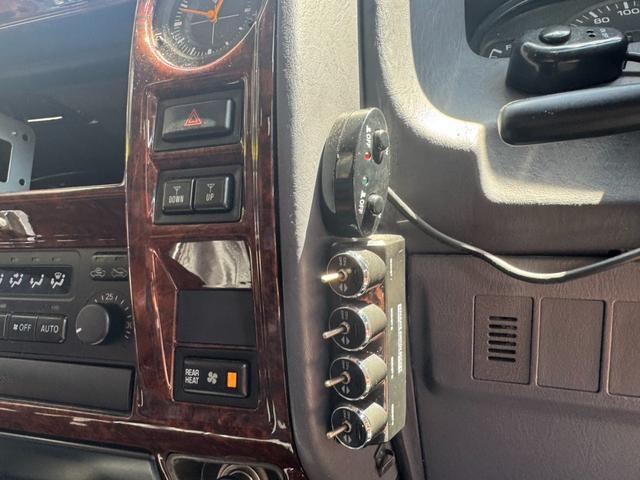 ランドクルーザープラド ＴＸ　ＮＯＸ－ＰＭ適合／丸目変換／ターボタイマー／ＥＴＣ／茶シートカバー／ディーゼル適合車／証明書付／Ｔベルト交換履歴有（7枚目）