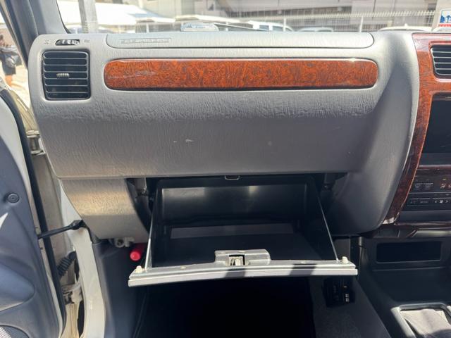 ランドクルーザープラド ＴＸ　ＮＯＸ－ＰＭ適合／丸目変換／ターボタイマー／ＥＴＣ／茶シートカバー／ディーゼル適合車／証明書付／Ｔベルト交換履歴有（11枚目）