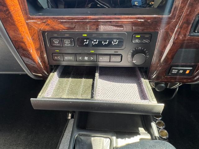 ランドクルーザープラド ＴＸ　ＮＯＸ－ＰＭ適合／丸目変換／ターボタイマー／ＥＴＣ／茶シートカバー／ディーゼル適合車／証明書付／Ｔベルト交換履歴有（13枚目）